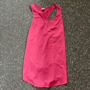 Maroon workout top Senita Athletics. size M